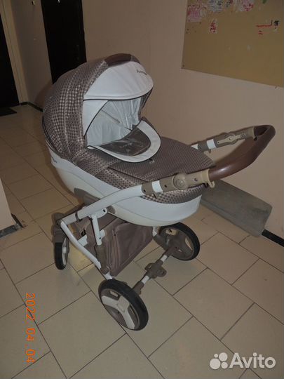Коляска camarelo avenger 2 в 1