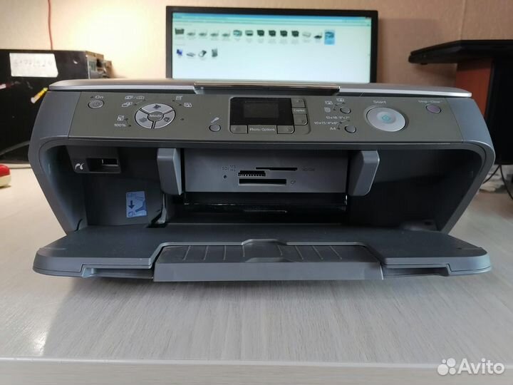 Мфу epson stylus photo RX520