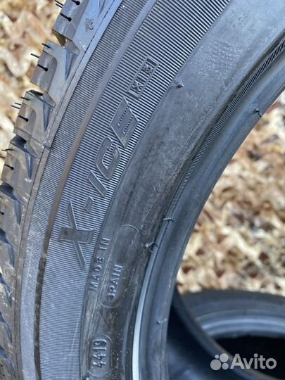 Michelin X-Ice XI3 245/45 R18 100H