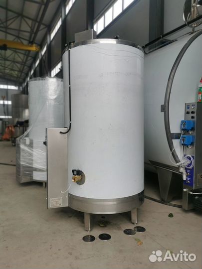 Промышленный водонагреватель 600л нержавеющий