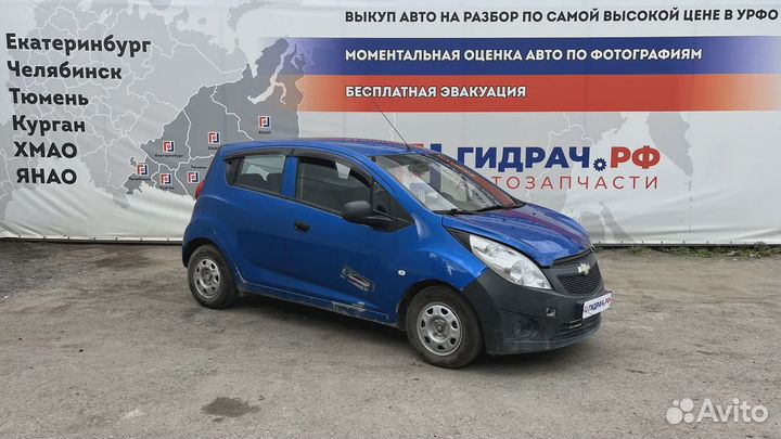 Насос водяной Chevrolet Spark (M300) 25194461