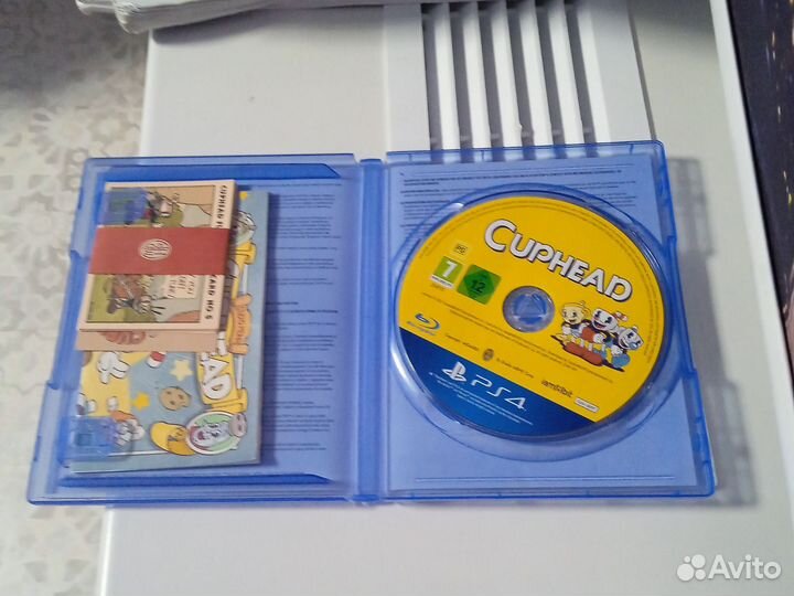 Диск на ps4 cuphead