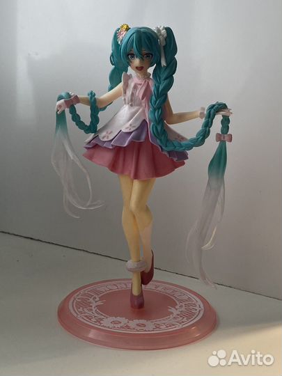 Аниме фигурки евангелион джоджо вокалоид геншин