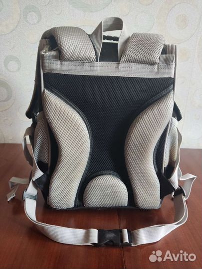 Рюкзак школьный для мальчика ортопедический