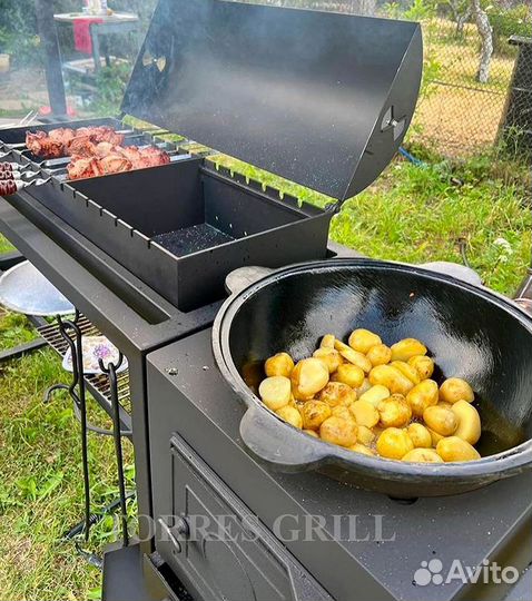 Мангал с навесом и печью