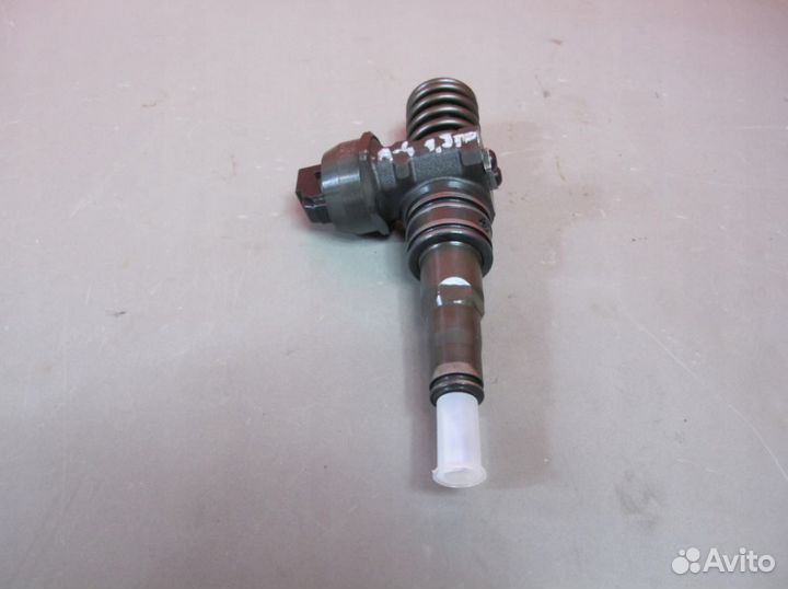 Насос форсунки 038130073BA 0414720216 audi VW 1.9
