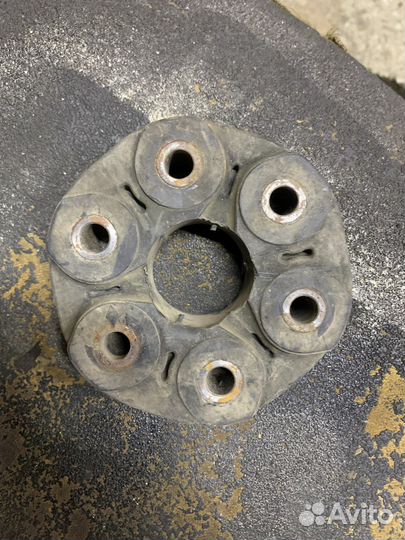 Муфта карданного вала BMW