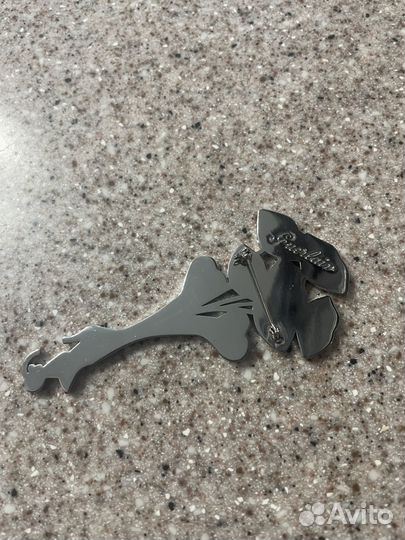 Брошь Герлен Guerlain Rouge Automatique