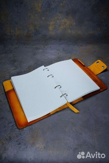 Ежедневник из натуральной кожи
