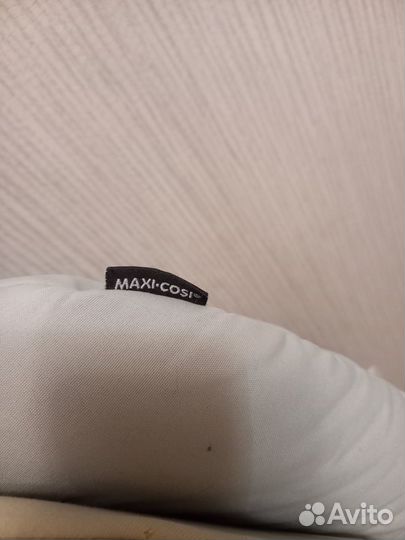 Автомобильное кресло