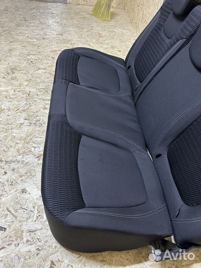 Заднее сидение Renault Kaptur, Почти новое