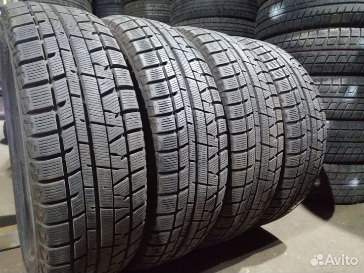 Yokohama Ice Guard IG50 215/60 R16