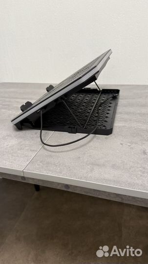 Подставка с охлаждением для ноутбука 16