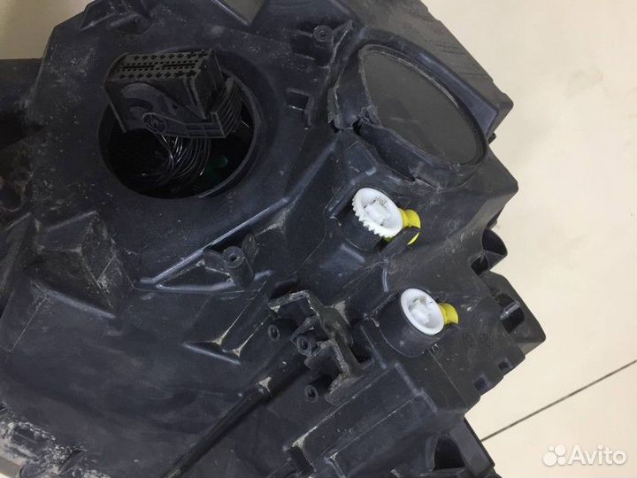 Фара передняя левая Skoda Karoq