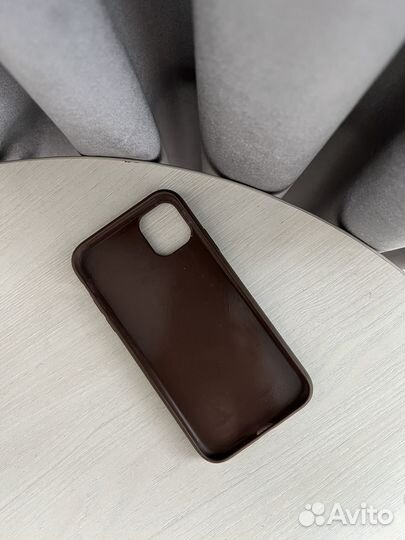 Чехол на iPhone 11 Guess