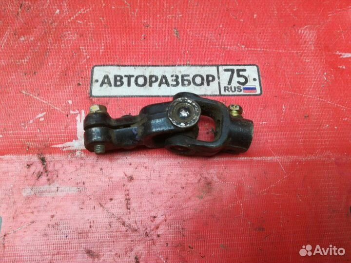 Карданчик рулевой Toyota Carina AT170 5AF 1990