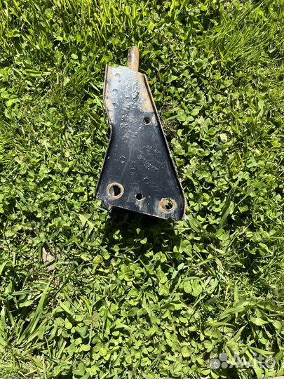 Сцепное устройство серьга