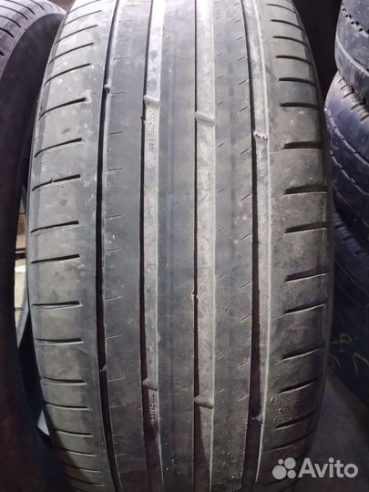 Michelin Pilot Sport 4 SUV 235/55 R19
