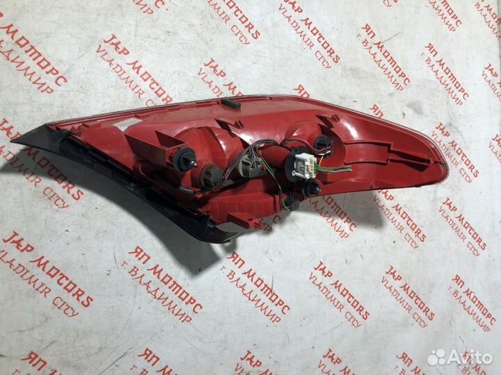 Фонарь задний правый Peugeot 407 купе ES9A 2007