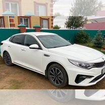 Kia Optima 2.4 AT, 2018, 70 001 км, с пробегом, цена 2 390 000 руб.