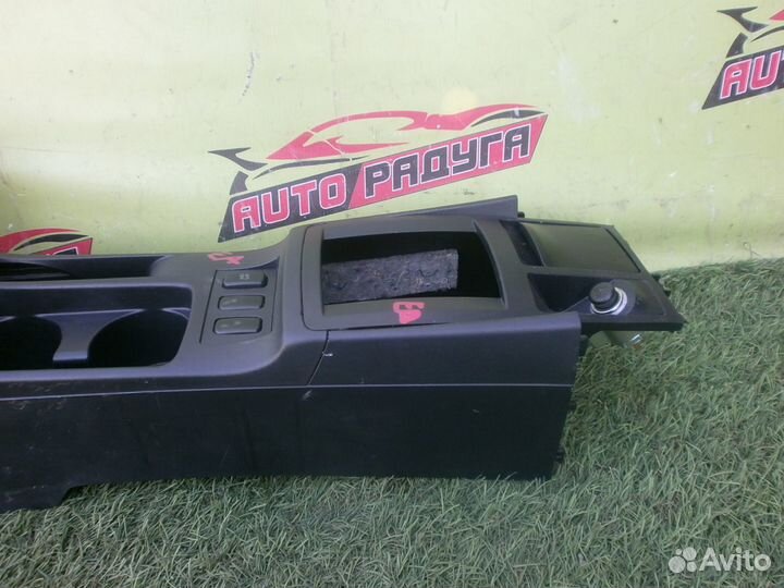 Подлокотник mitsubishi, CX1A,CX2A,CX3A,CX4A,CX5A,CX6A,CX8A,CX9A,CY1A,CY2A,CY3A,CY4A,CY5A,CY6A,CY8A,C