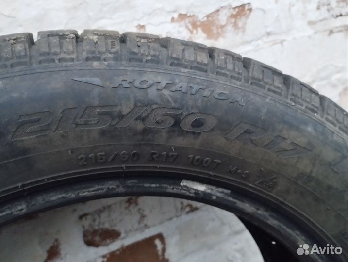 Pirelli Winter Ice Zero 215/60 R17