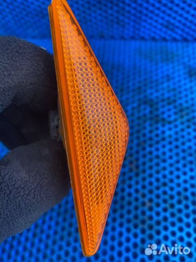 Повторитель в крыло ford focus 1