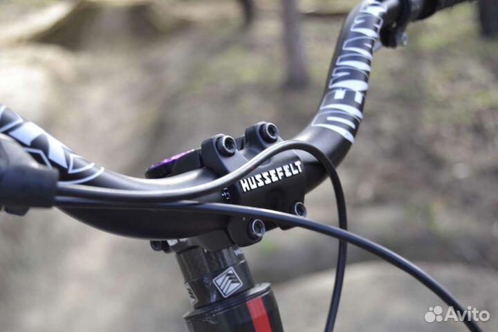 Велосипед GT Avalanche 4.0 Custom MTB