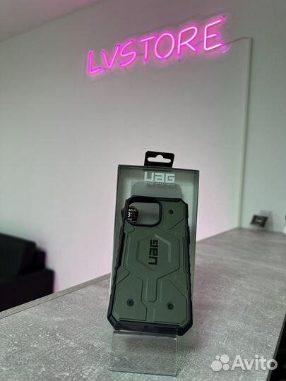 Оригинальный чехол UAG Pathfinder 14 Pro Max