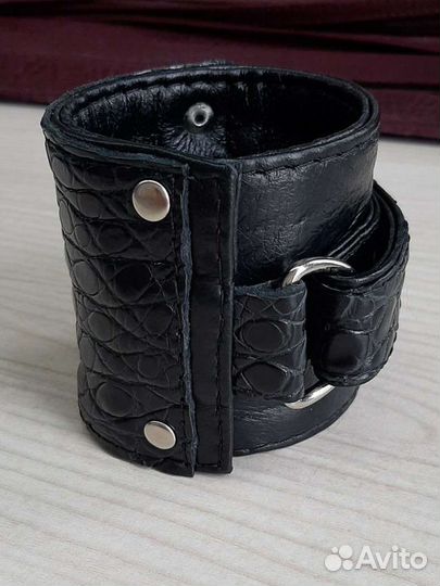 Браслет из кожи крокодила