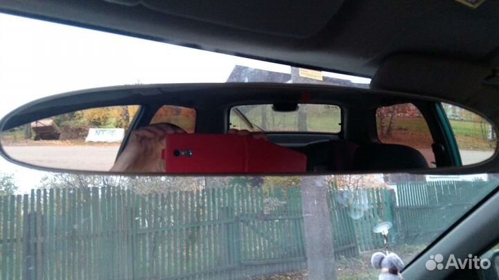 Зеркало заднего вида салонное