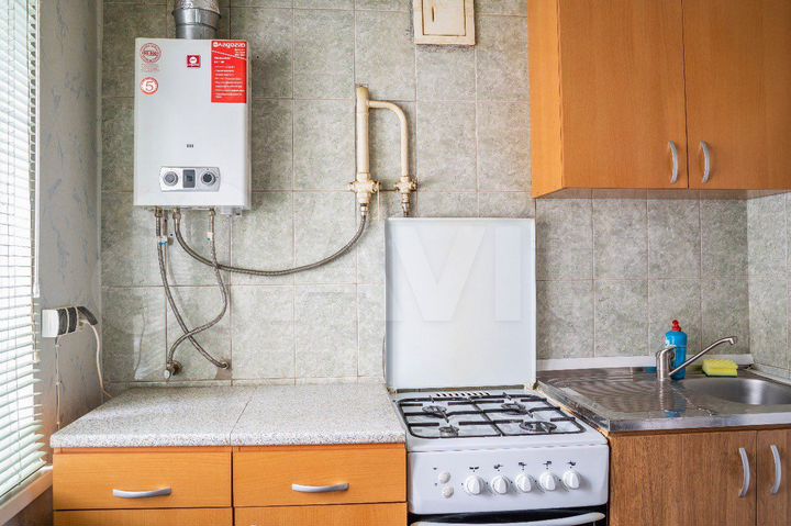 2-к. квартира, 42 м², 1/5 эт.