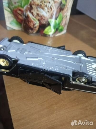 Коллекционная машинка