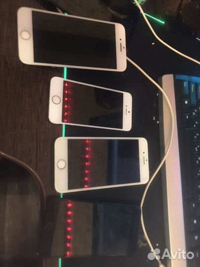 Коробка айфонов