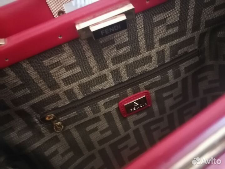 Женская сумка fendi