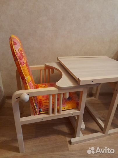 Стульчик для кормления