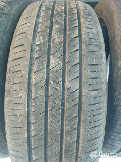 Goodyear EfficientGrip Performance SUV 225/55 R19