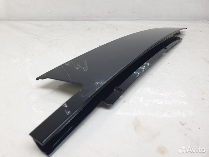 Накладка на дверь задняя левая Mercedes-Benz C