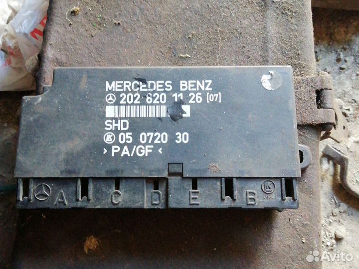 Блок комфорта Mercedes-Benz W202 W124