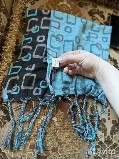 Шарфы платки палантины шали шелк