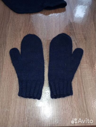 Манишка с рукавицами