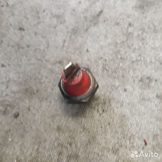 Датчик давления масла Мицубиси Лансер 9