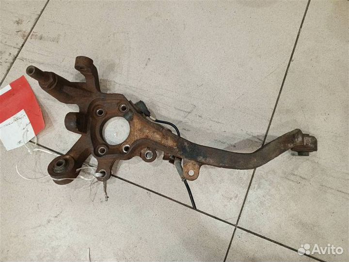 Кулак поворотный задний левый Hyundai Sonata 4 EF