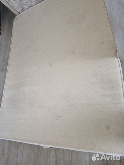 Отдам бесплатно матрас
