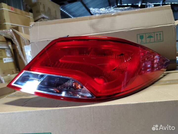 Фонарь задний Хендай Solaris 14-17 лев/пр