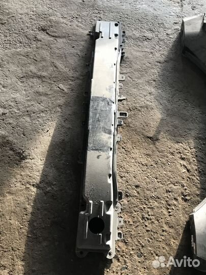 Усилитель заднего бампера Hyundai Tucson