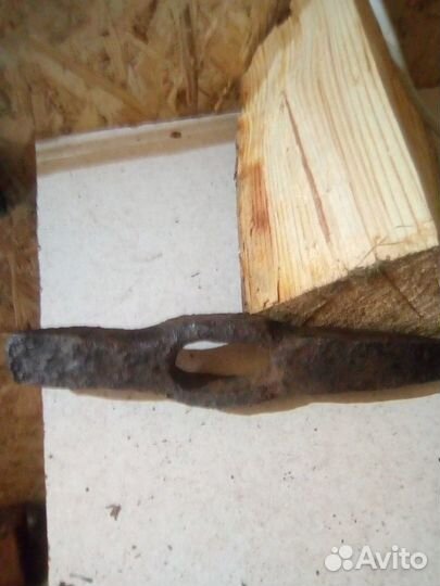 Молоточек старинный