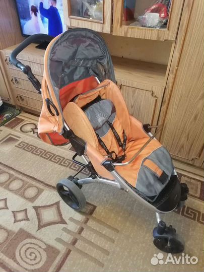 Прогулочная коляска infiniti