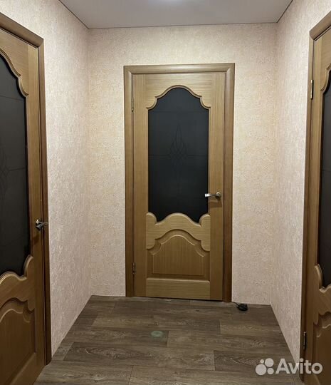 Двери межкомнатные 1шт