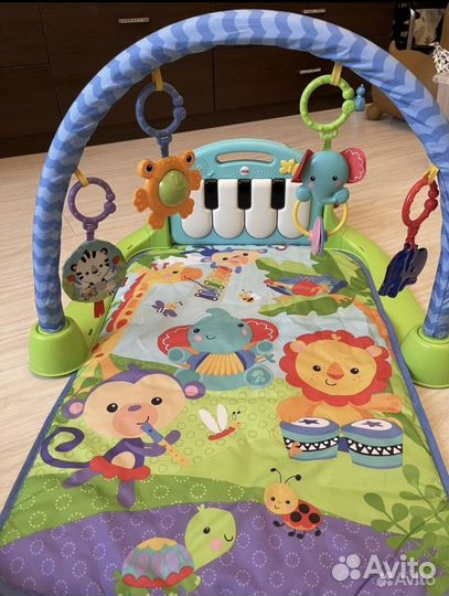 Развивающий коврик с пианино